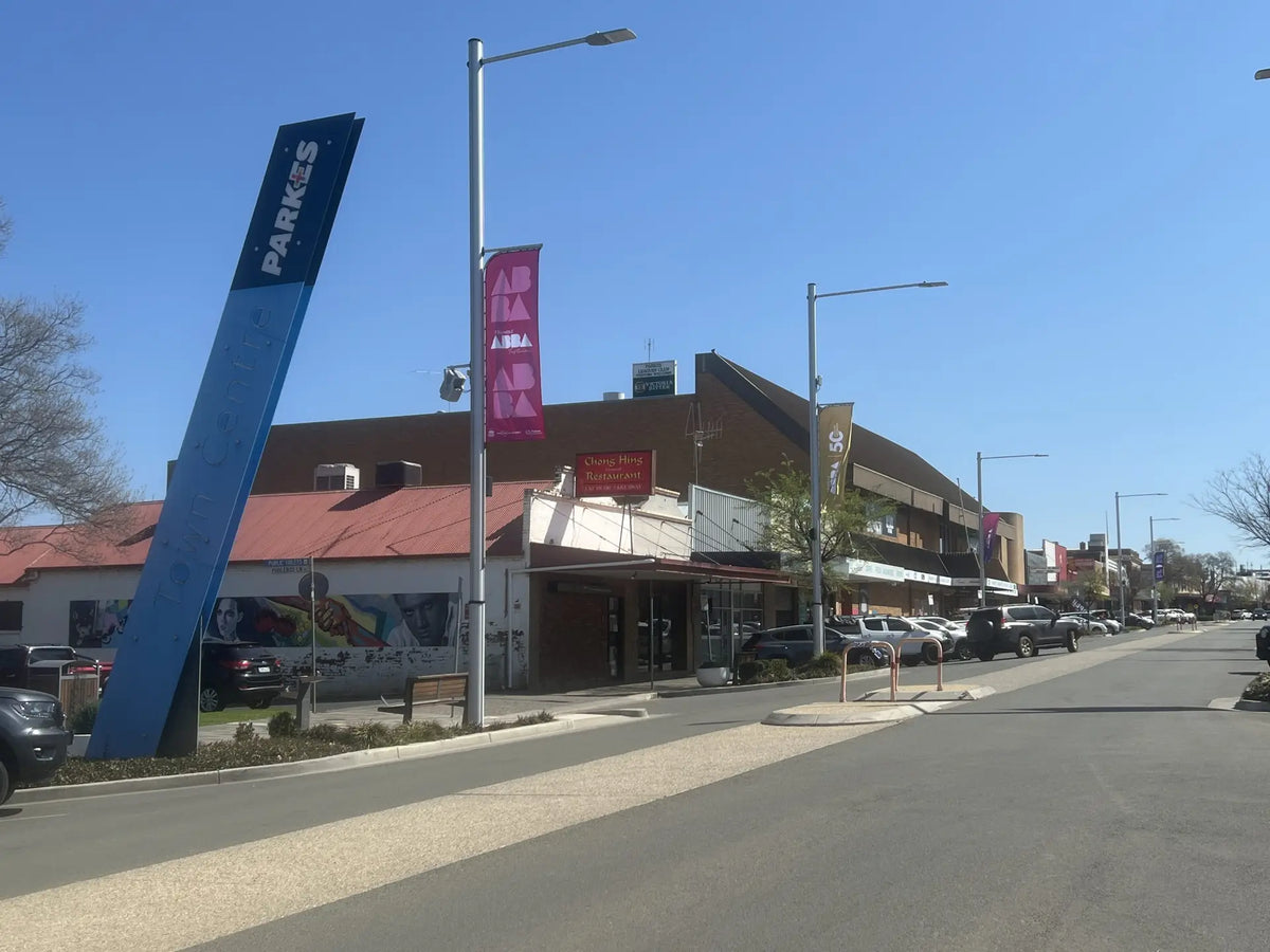 trundle abba festival flags parkes shire | Custom signage by Evan Evans Australia