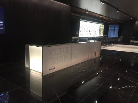 Backlit counter KPMG 2
