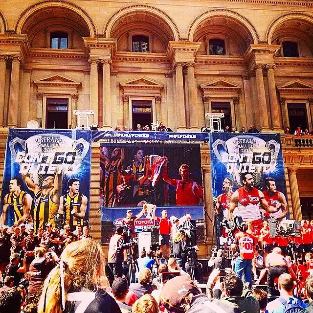 Vinyl Mesh Banners (2)