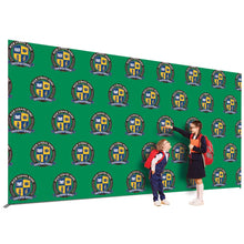 mediawall green with students